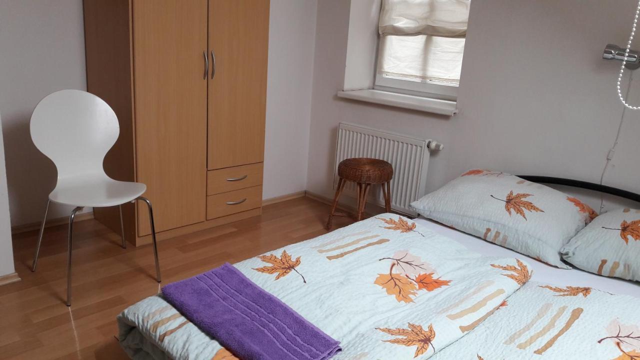 Ubytovaci Zarizeni Lovosice Exterior foto